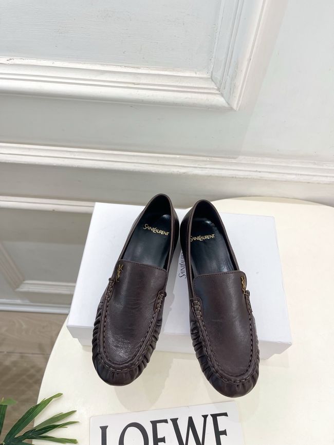 Yves saint Laurent LE LOAFER supple in shiny leather 818908-2