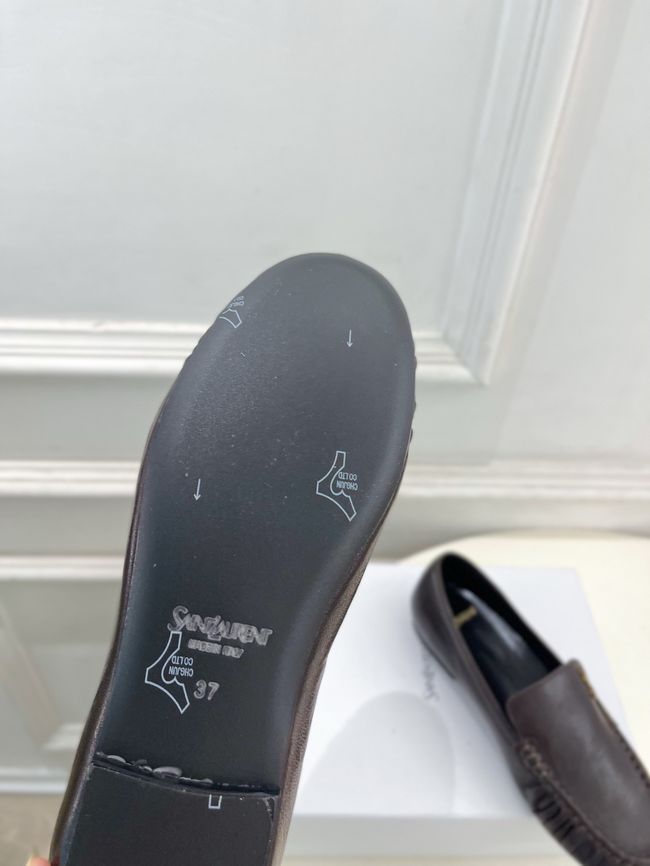 Yves saint Laurent LE LOAFER supple in shiny leather 818908-2