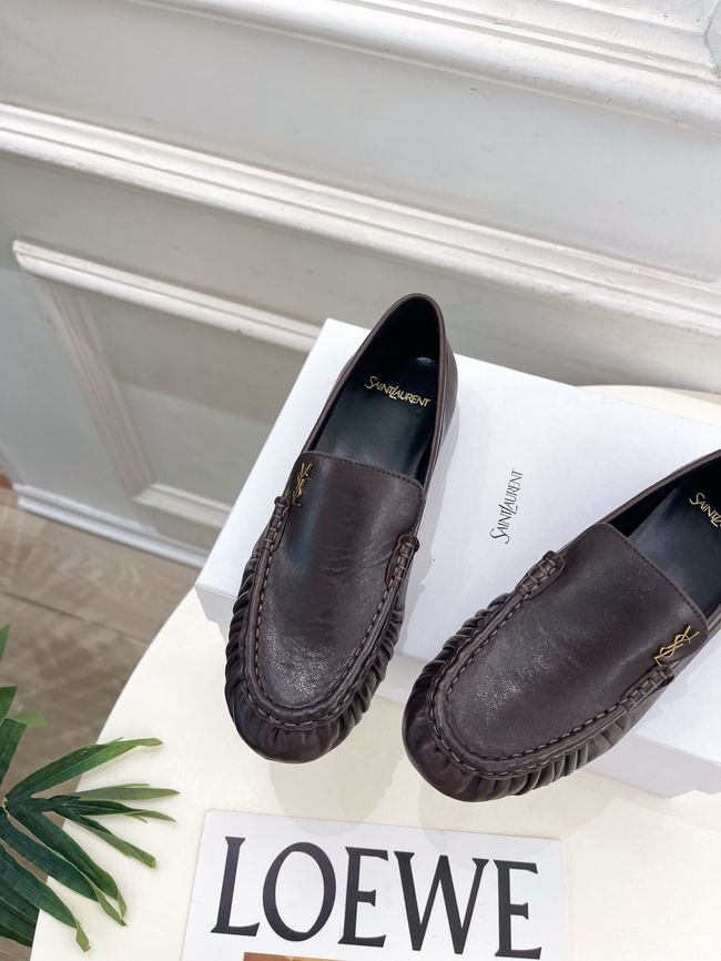Yves saint Laurent LE LOAFER supple in shiny leather 818908-2