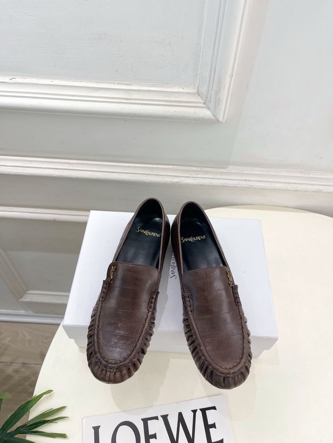 Yves saint Laurent LE LOAFER supple in shiny leather 818908-6