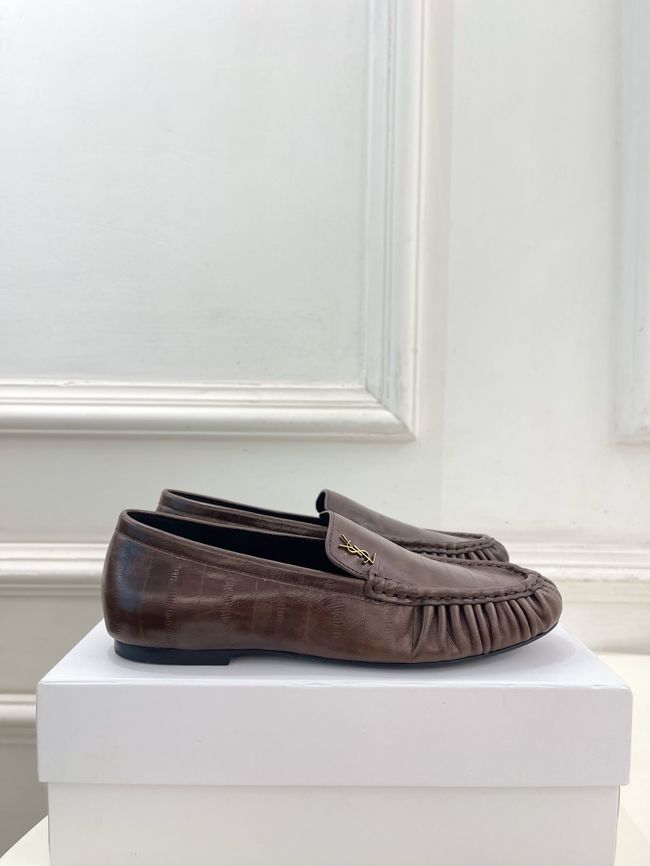 Yves saint Laurent LE LOAFER supple in shiny leather 818908-6