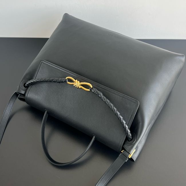 Bottega Veneta Andiamo Pepites  Leather Large Bag 12272 black