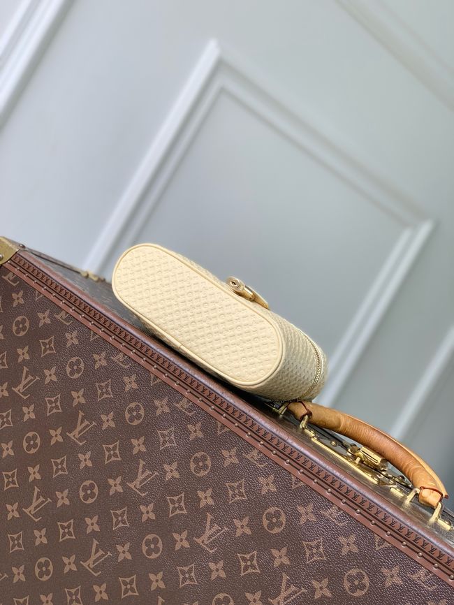 Louis Vuitton Vanity Chain Pouch M29051 Banana Louis Vuitton Vanity Chain Pouch M29051 Banana