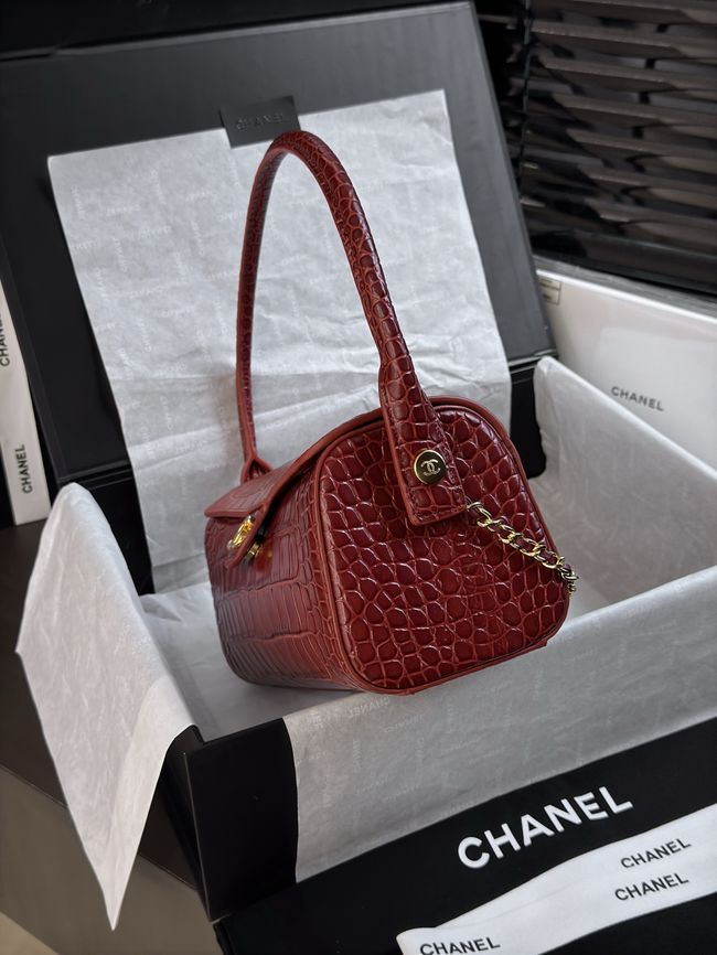 Chanel Clutch with chain Crocodile Embossed AP5294 Burgundy Chanel Clutch with chain Crocodile Embossed AP5294 Burgundy