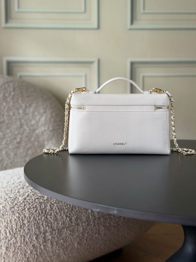 Chanel Large Vanity with chain AP5347 white
