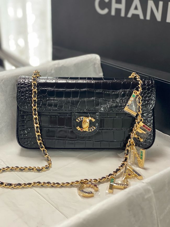Chanel Clutch with chain Crocodile Embossed AS6340 black