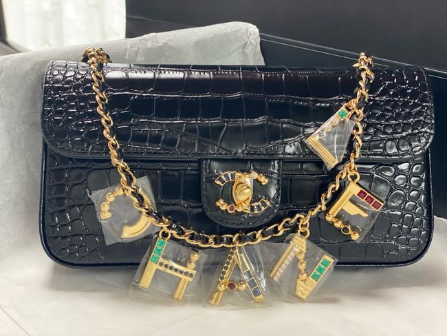 Chanel Clutch with chain Crocodile Embossed AS6340 black