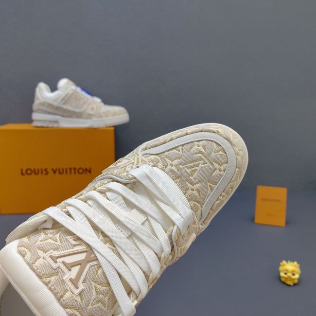 Louis Vuitton Trainer Sneaker 1AHWRJ-2