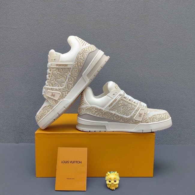 Louis Vuitton Trainer Sneaker 1AHWRJ-2