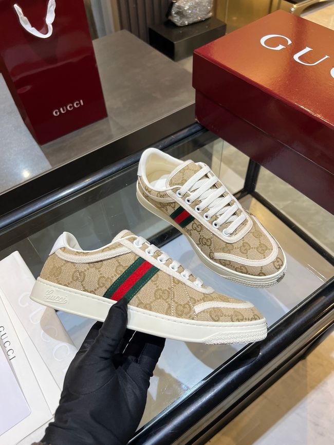 Gucci sneaker with Web 757943-2