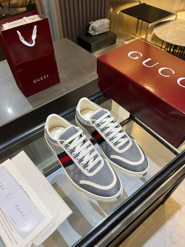 Gucci sneaker with Web 757943-8