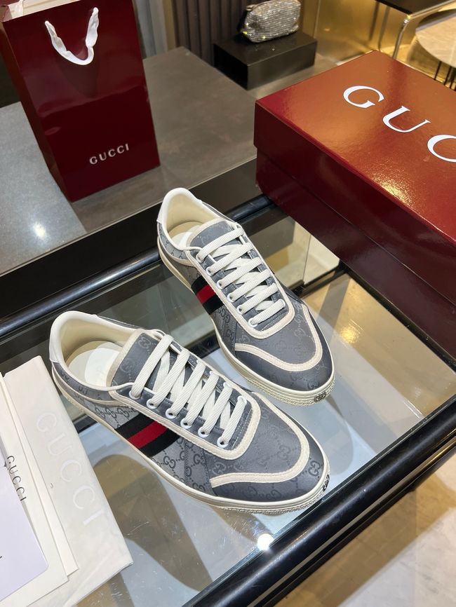 Gucci sneaker with Web 757943-8
