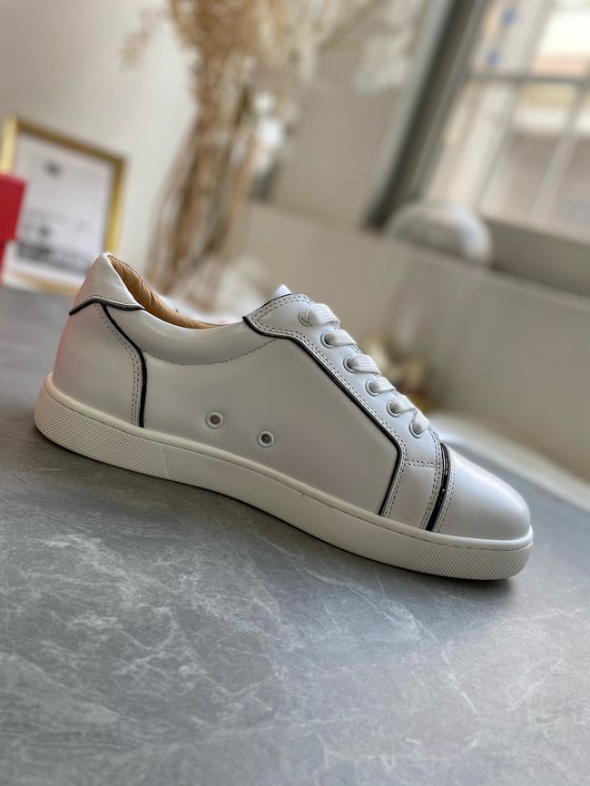 Christian Louboutin flat shoes 64129-18 Christian Louboutin flat shoes 64129-18