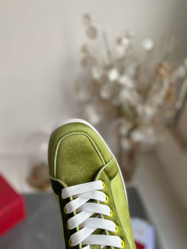 Christian Louboutin flat shoes 64129-20 Christian Louboutin flat shoes 64129-20