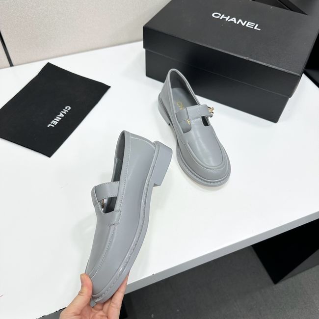 Chanel Moccasins 64135-1