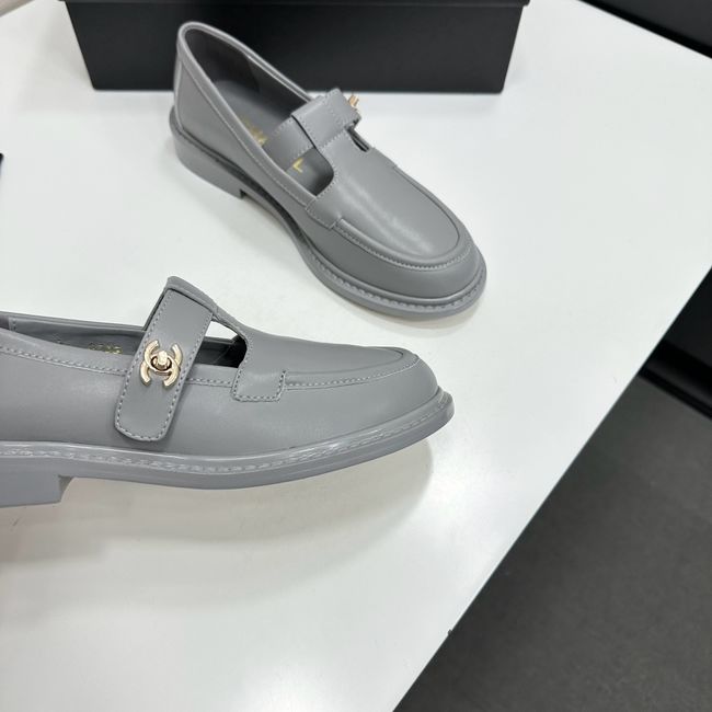 Chanel Moccasins 64135-1