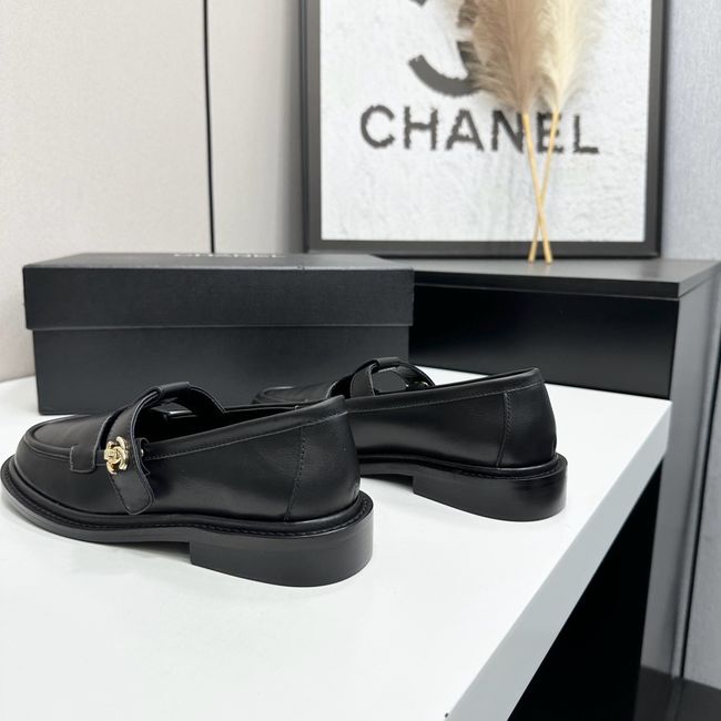 Chanel Moccasins 64135-5