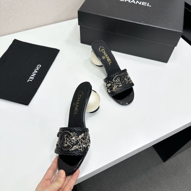 Chanel Mules 64137-2