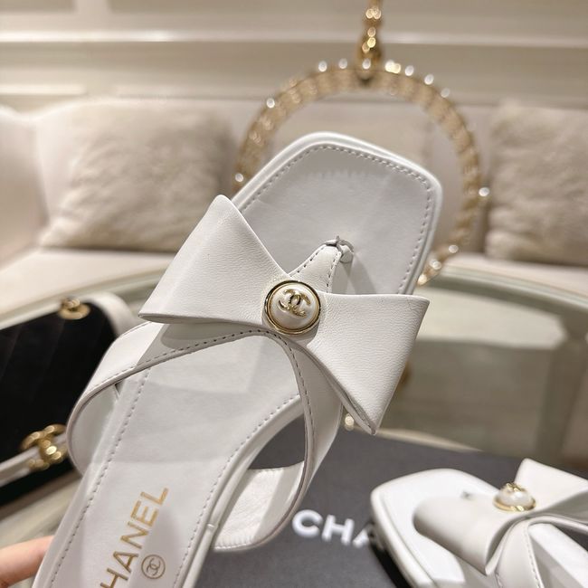 Chanel Thongs 64134-1