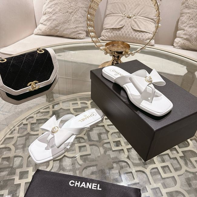 Chanel Thongs 64134-1
