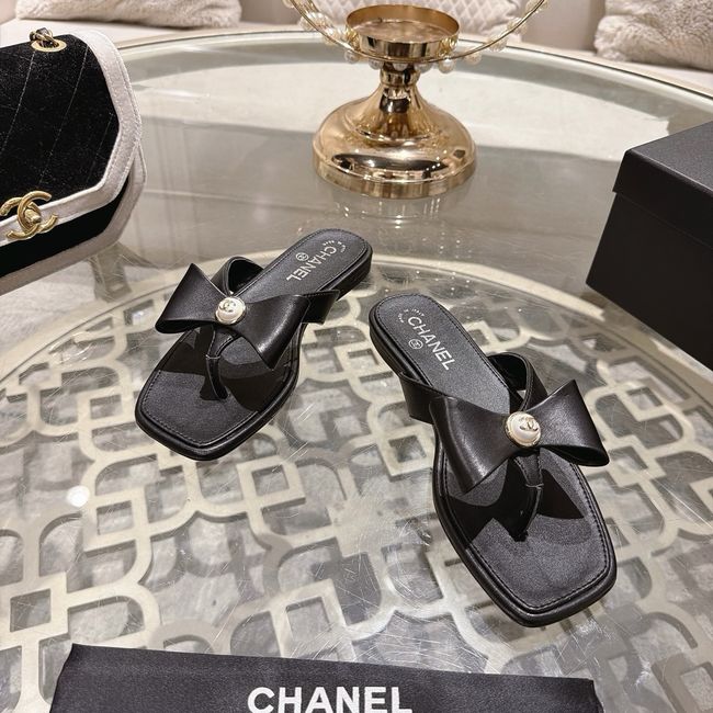 Chanel Thongs 64134-2