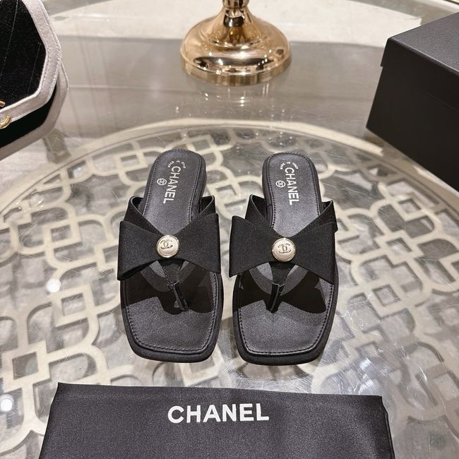 Chanel Thongs 64134-4