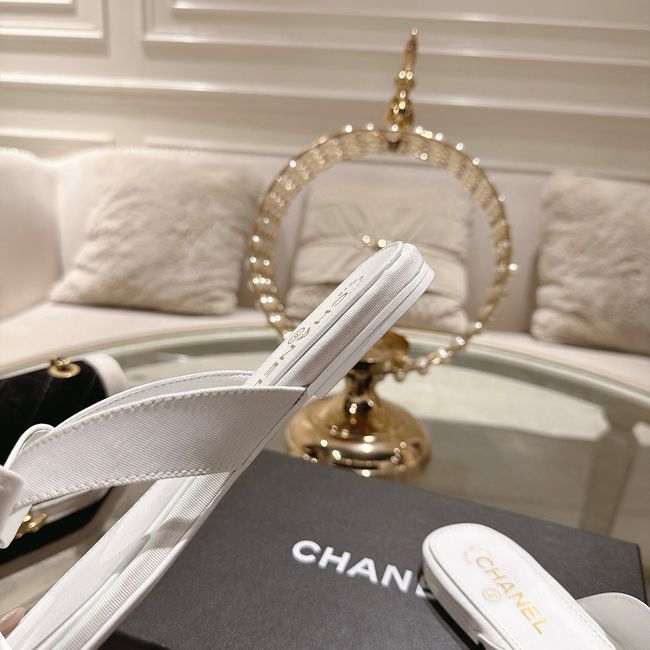 Chanel Thongs 64134-5