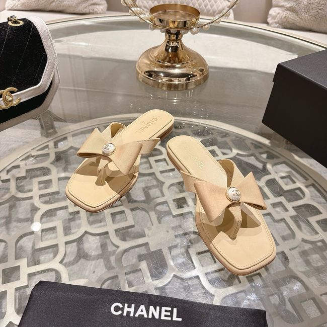 Chanel Thongs 64134-6