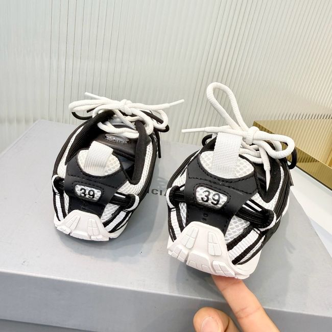 Balenciaga Sneakers 64142-4