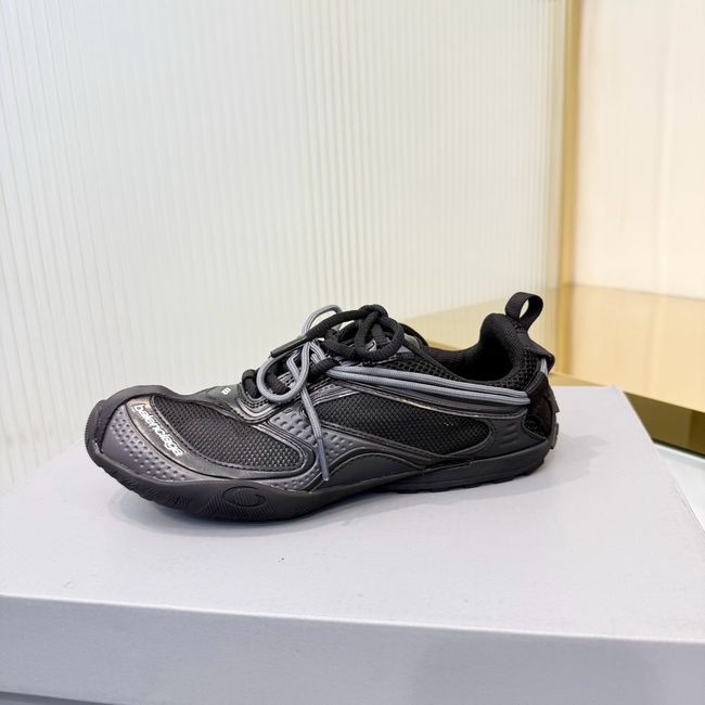 Balenciaga Sneakers 64142-5