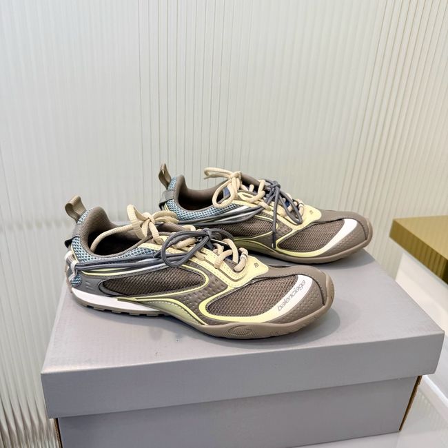 Balenciaga Sneakers 64142-6