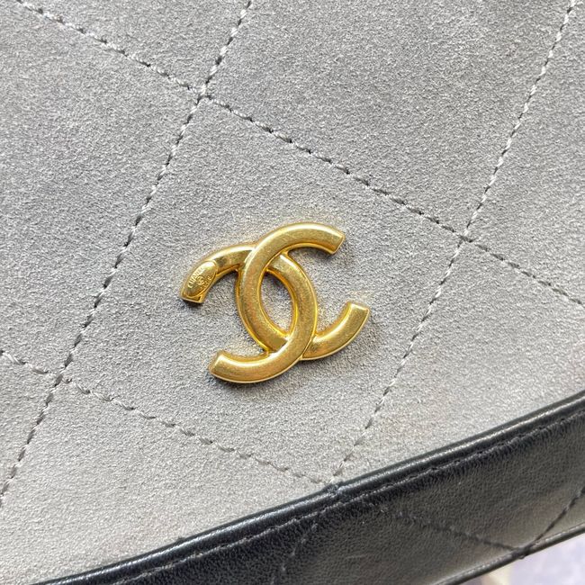 Chanel Shoulder Bag AS5187 gray