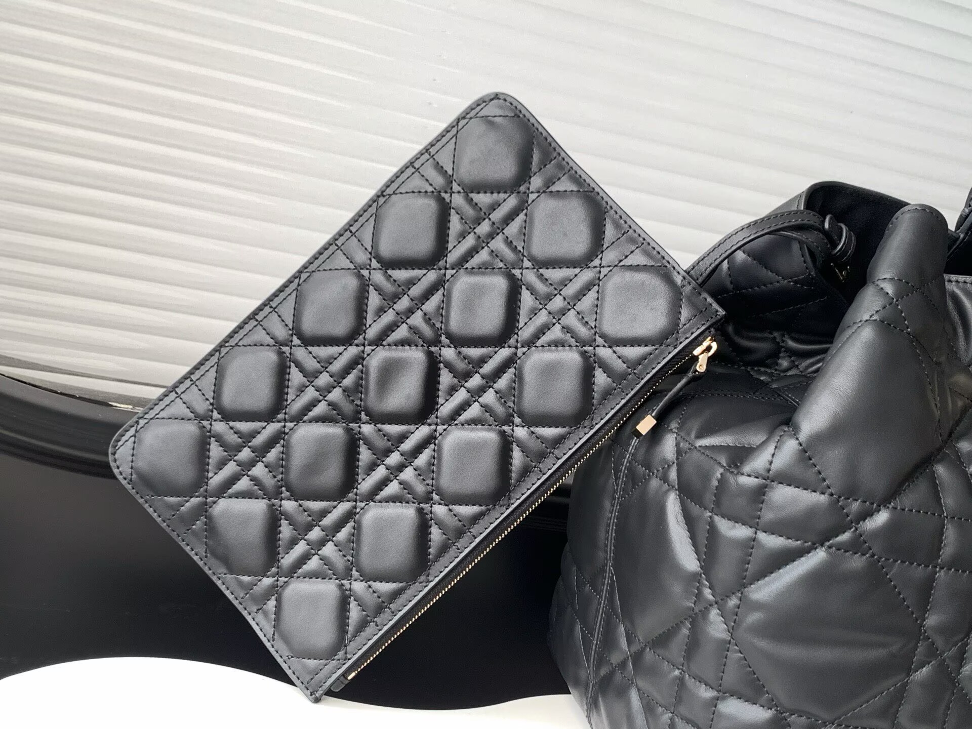 LARGE DIOR TOUJOURS BAG Latte Macrocannage Calfskin M6233 Black
