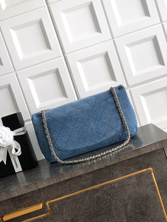 CHANEL Maxi Flapbag AS6281 denim blue