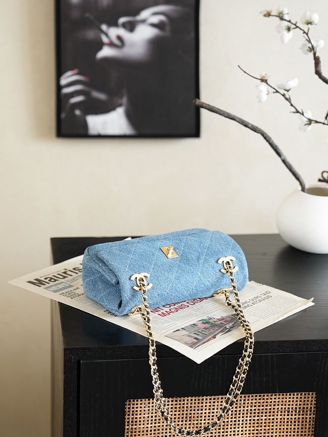Chanel 2.55 Handbag AS6449 denim blue Chanel 2.55 Handbag AS6449 denim blue