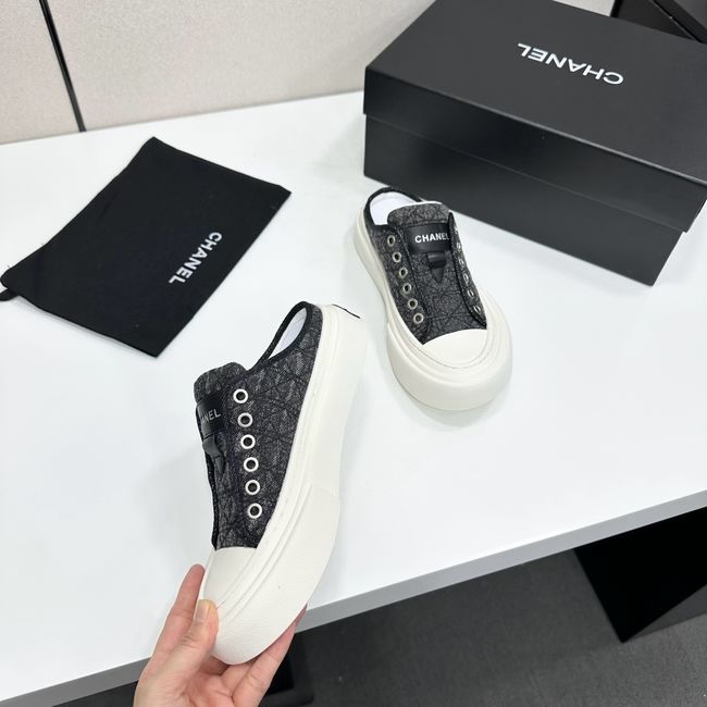 Chanel Mules 64144-1