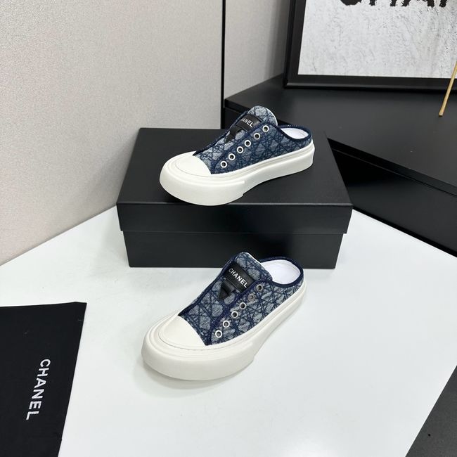 Chanel Mules 64144-2