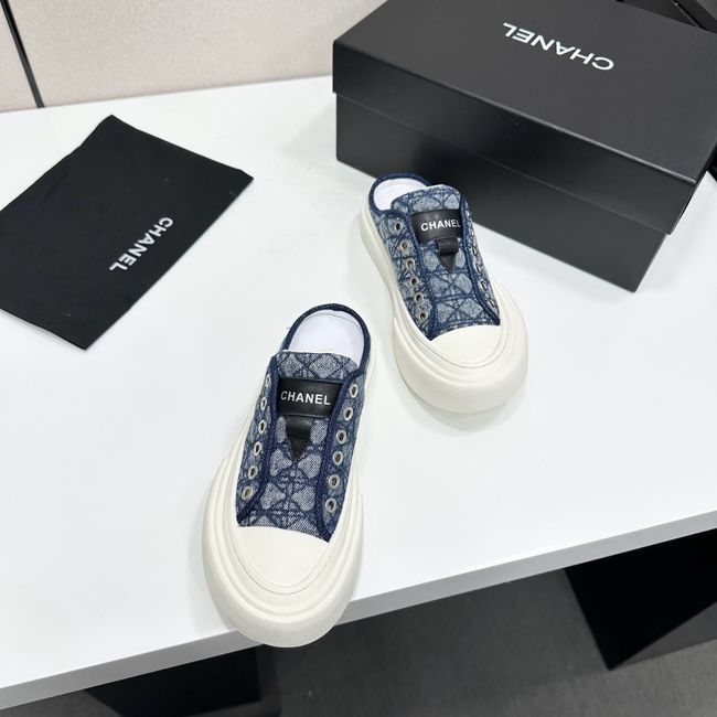 Chanel Mules 64144-2