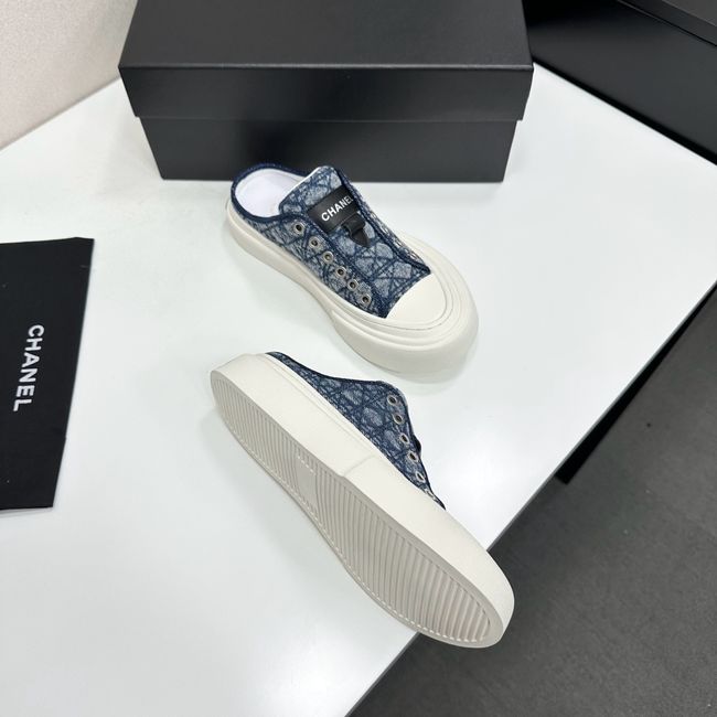 Chanel Mules 64144-2