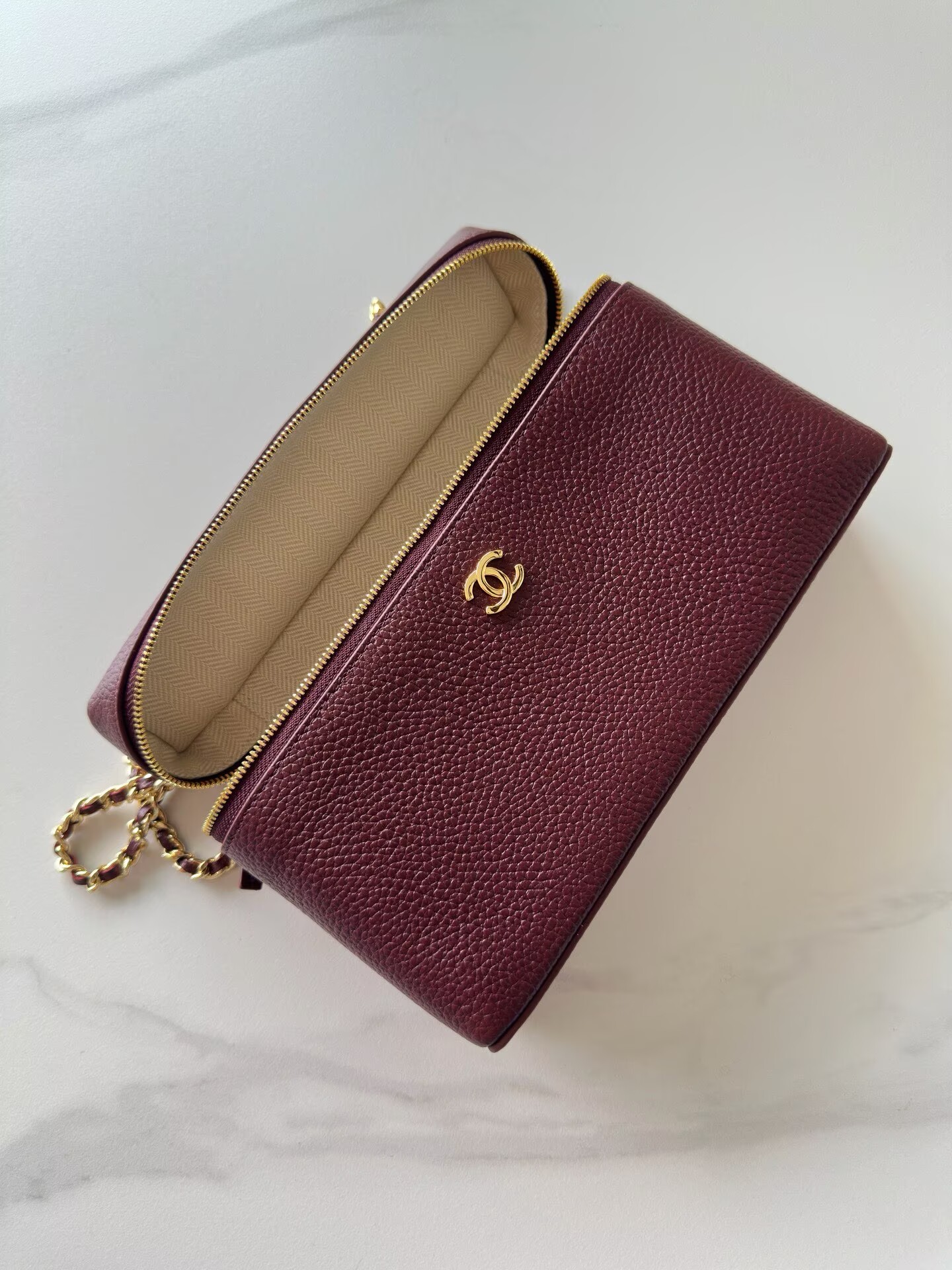 Chanel Large Vanity With Chain AP5347 Burgundy