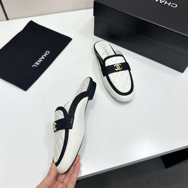 Chanel Mules 64154-2