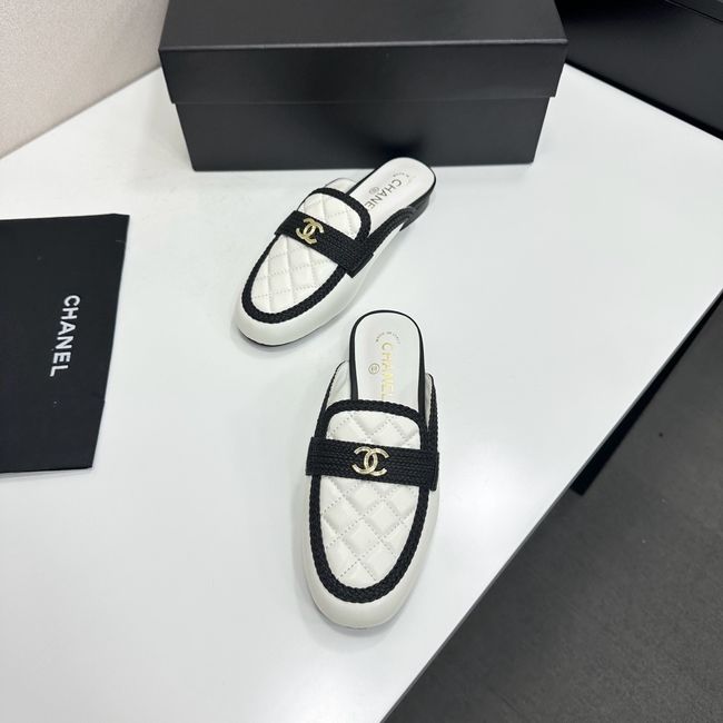 Chanel Mules 64154-2