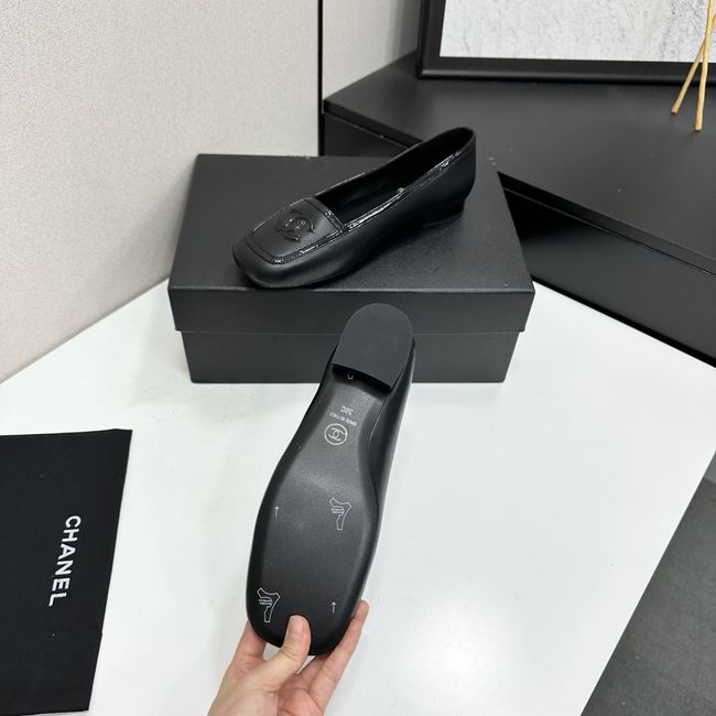 Chanel Moccasins 64158-3