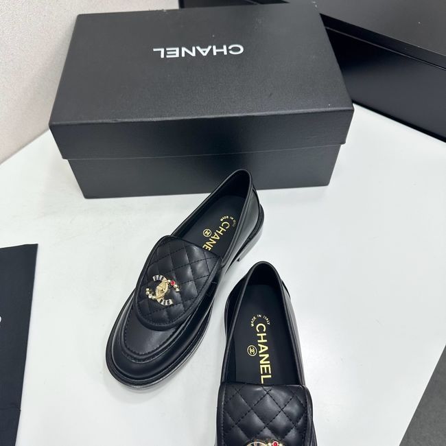 Chanel Moccasins 64159-3