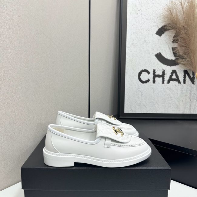 Chanel Moccasins 64159-4