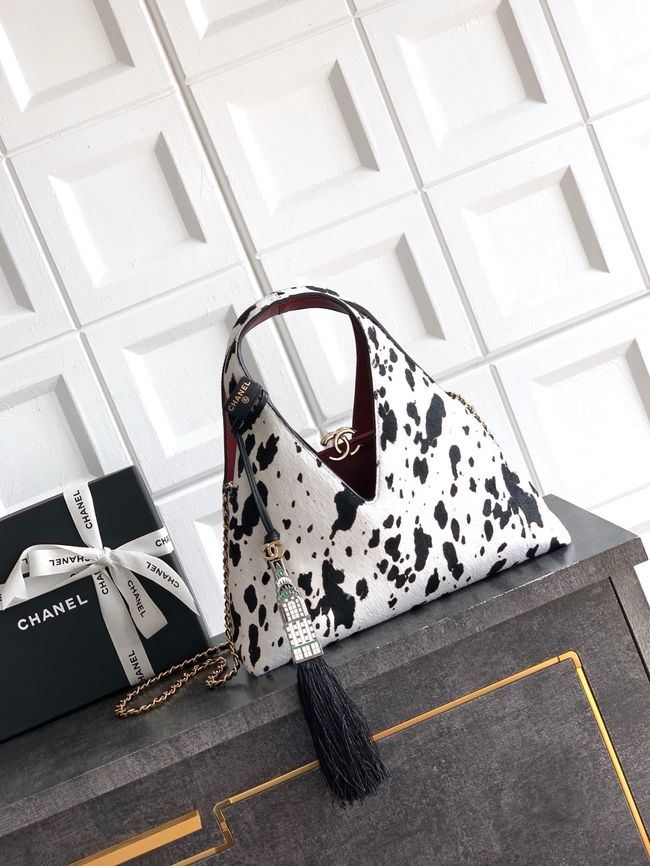 Chanel Small Shopping Bag AS6392 White & Black Chanel Small Shopping Bag AS6392 White & Black