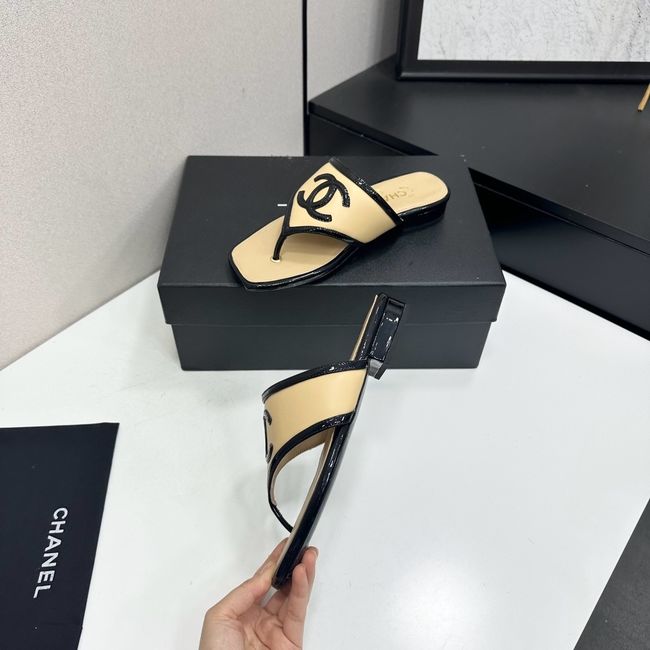 Chanel Thongs 64160-6