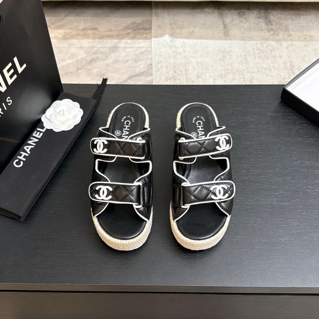 Chanel Mules 64165-1