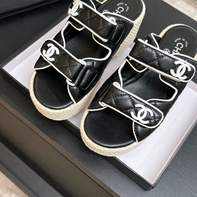 Chanel Mules 64165-1