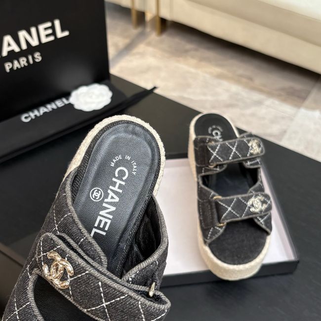 Chanel Mules 64165-3